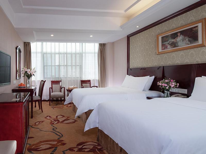 Vienna Hotel Guiyang Exhibition Center Esterno foto